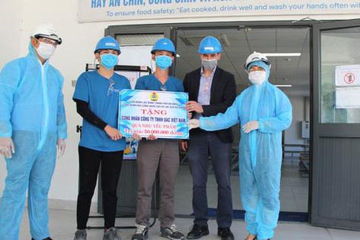 Đà Nẵng San sẻ khó khăn với công nhân
