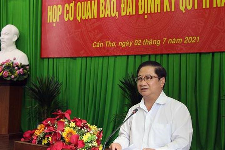 Vì sao chưa cho GĐ Sở GDĐT Cần Thơ nghỉ việc