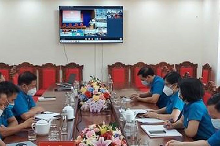 Nhiều hoạt động kỷ niệm 92 năm ngày thành lập Công đoàn Việt Nam