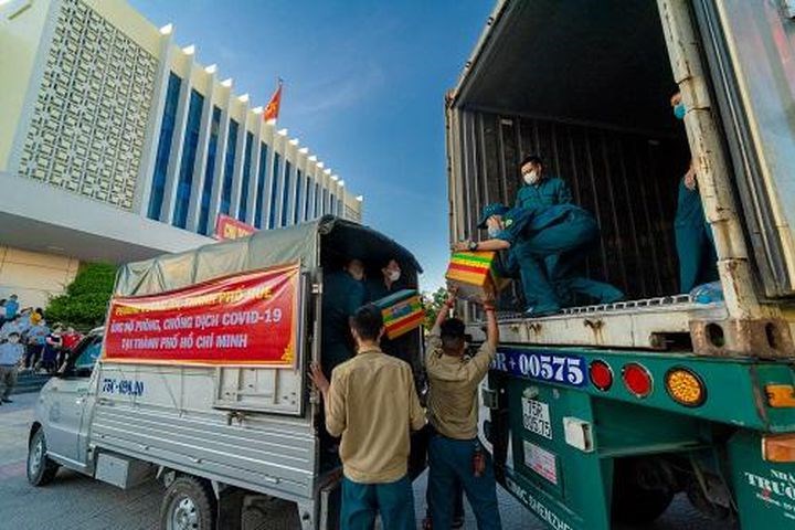 TP Huế ủng hộ hơn 1,5 tỷ đồng và 30 tấn thực phẩm cho đồng bào TP Hồ Chí Minh