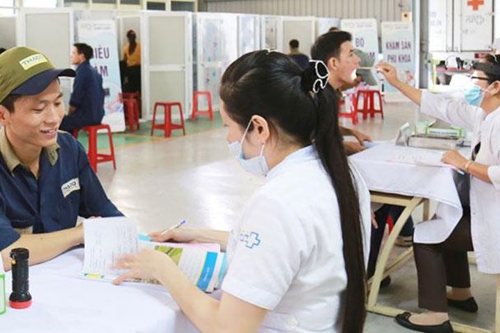 Tạo sinh kế cho người dân về quê tránh dịch