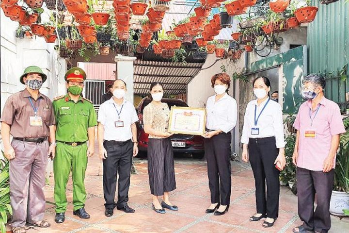 Chia sẻ khó khăn với người ở trọ