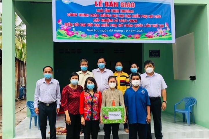 Bàn giao Mái ấm tình thương