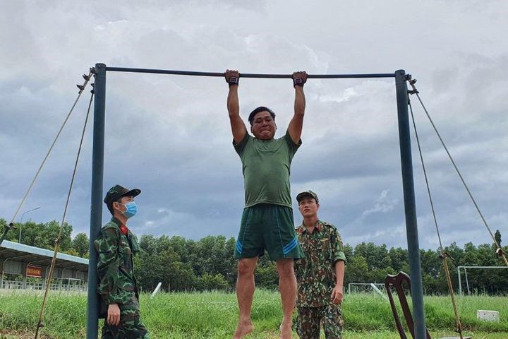 Kiểm tra điều lệnh và thể lực trong lực lượng vũ trang