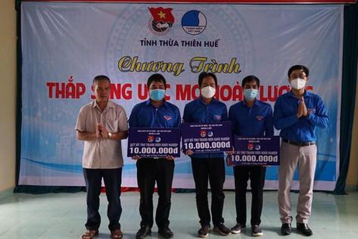 Hỗ trợ mua cây, giống giúp đỡ thanh niên từng lầm lỡ hòa nhập cuộc sống