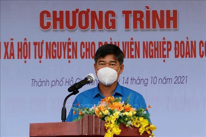 Thành phố Hồ Chí Minh tặng 500 sổ bảo hiểm xã hội tự nguyện cho đoàn viên nghiệp đoàn