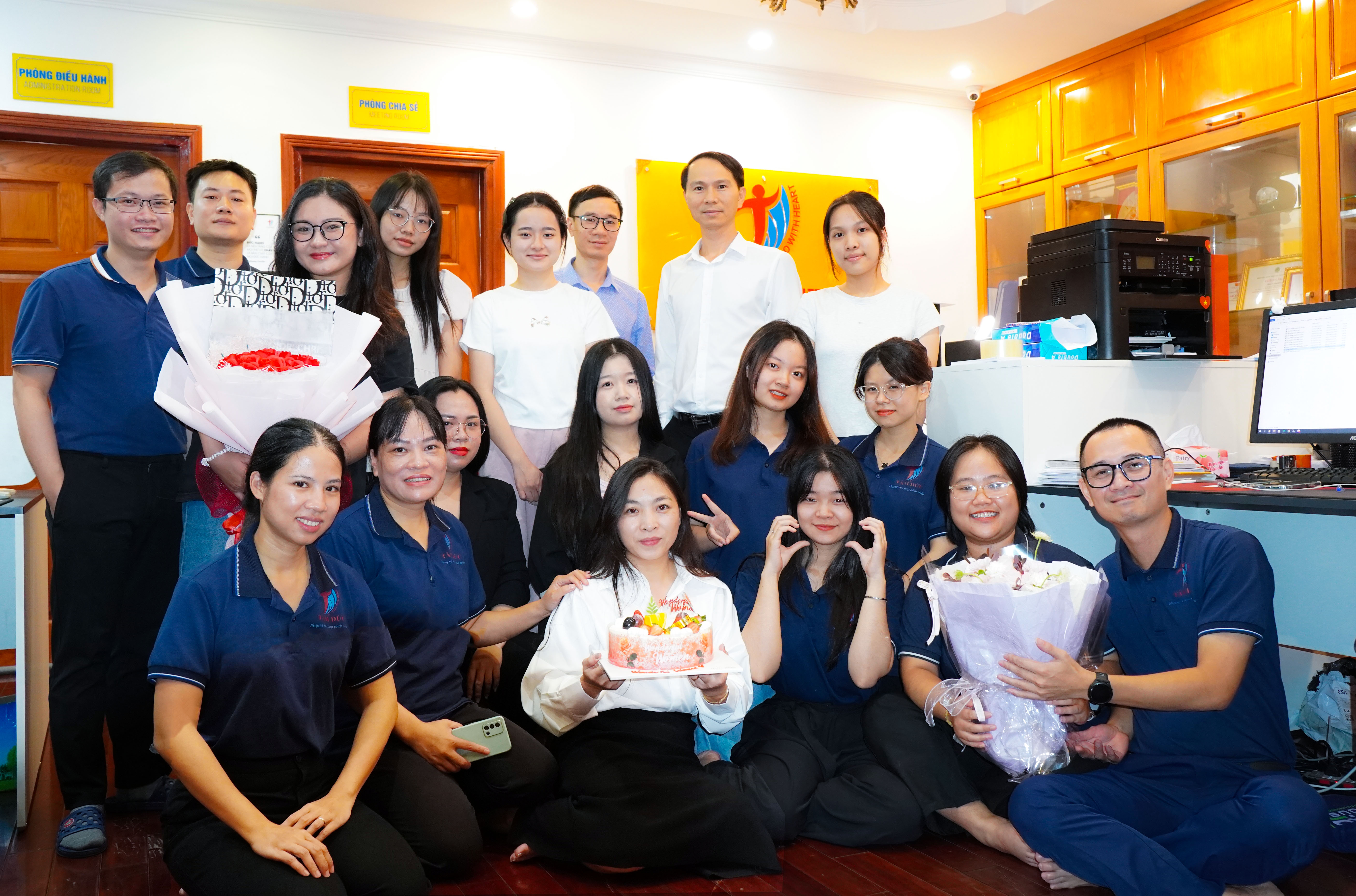 🌸 CHÚC MỪNG NGÀY PHỤ NỮ VIỆT NAM 20/10/2025 CHI NHÁNH HÀ NỘI🌸
