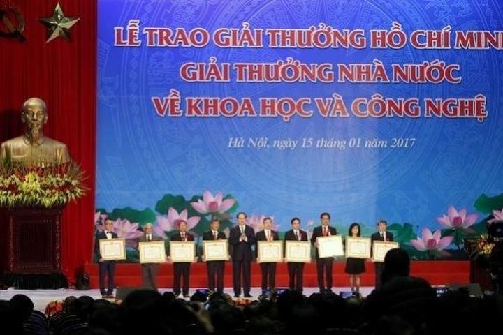 Thành lập Hội đồng cấp Nhà nước xét tặng Giải thưởng Hồ Chí Minh và Giải thưởng Nhà nước về KHCN