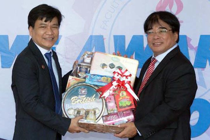 Bộ GDĐT không công nhận Hiệu trưởng trường Đại học Sư phạm Kỹ thuật TP HCM