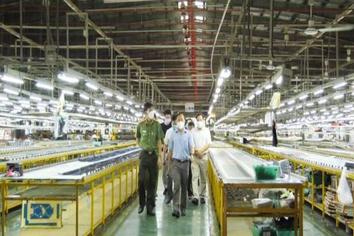 Bình Phước 9.000 công nhân nghỉ việc để chống dịch vẫn được trả lương