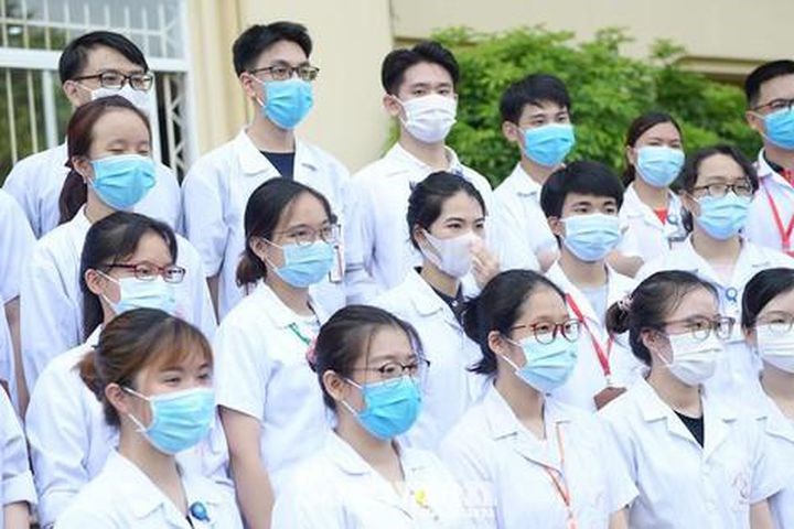 Huy động sinh viên xung kích vào tuyến đầu chống dịch