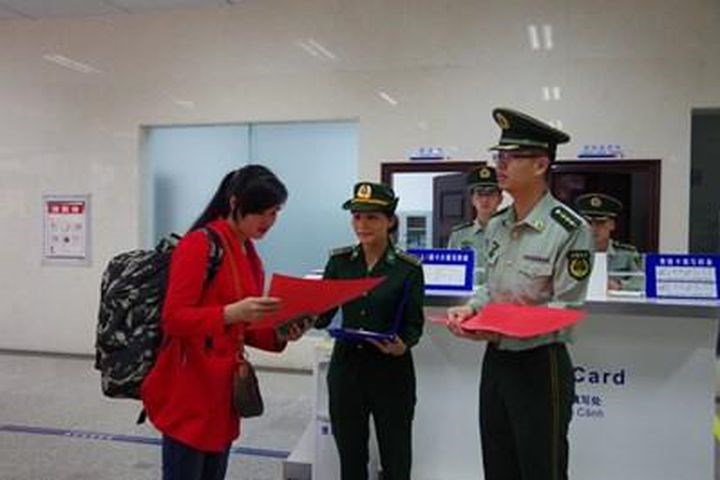 Thầm lặng những nữ chiến sỹ mang quân hàm xanh