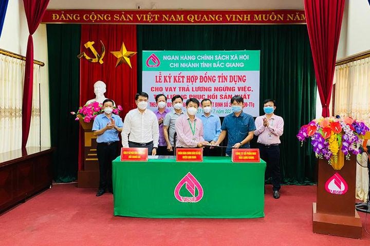 Hỗ trợ lao động, giúp doanh nghiệp phục hồi sản xuất ở Bắc Giang, Bắc Ninh