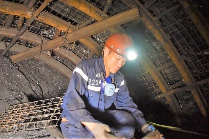 Gương sáng người thợ mỏ Công ty Than Hạ Long TKV