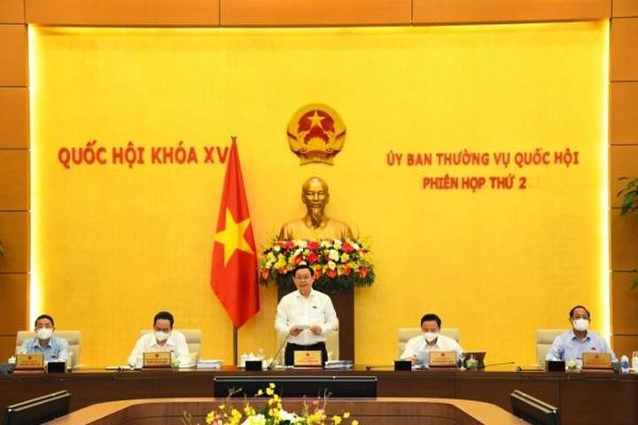 Sửa luật để khắc phục tính hình thức trong thi đua, khen thưởng