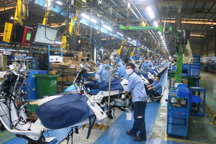 Tập trung khen thưởng cho công nhân, nông dân, người lao động trực tiếp