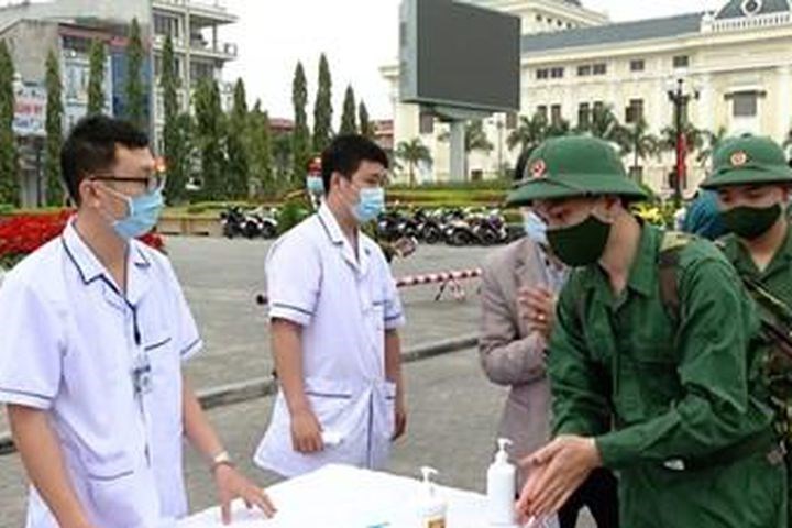 Ấm áp nghĩa tình ở hậu phương