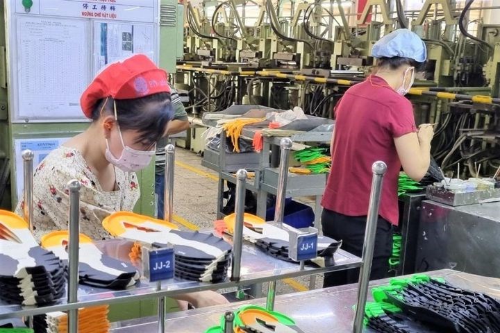 56.000 công nhân Công ty PouYuen (TP.HCM) được hưởng lương ngừng việc