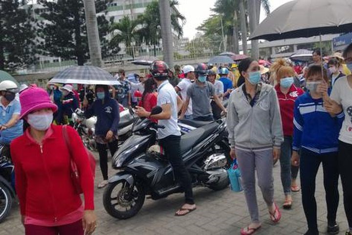 Công ty TNHH PouYuen Việt Nam Trả 50% lương tối thiểu vùng cho công nhân ngừng việc