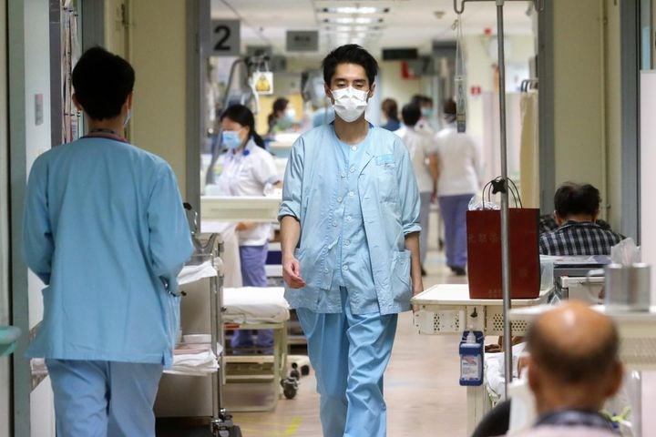 Hong Kong nới lỏng các quy định về thu hút bác sĩ nước ngoài