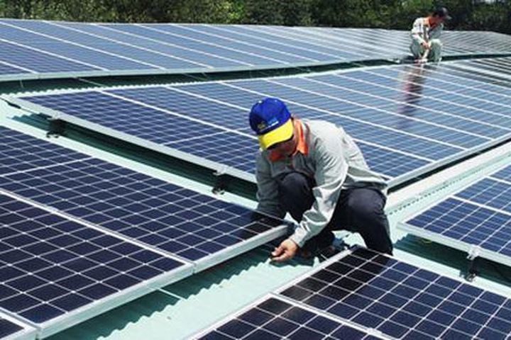 Khó khăn bủa vây nhân sự ngành năng lượng