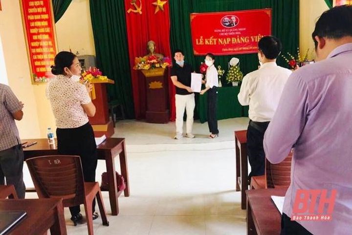 Tăng cường quản lý đảng viên đi làm ăn xa ở các xã ven biển