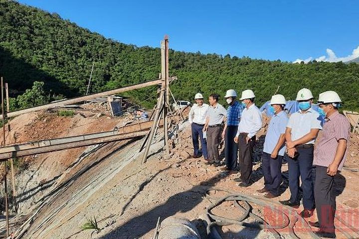 Truyền lửa vượt khó trong đại dịch