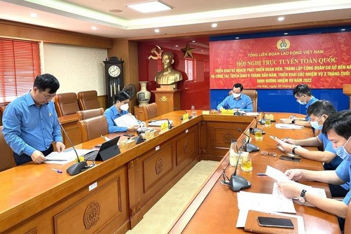Phấn đấu hết năm 2023 có 12 triệu đoàn viên công đoàn