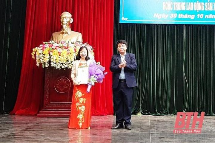Tổng kết, trao giải Cuộc thi Nét đẹp nữ công nhân, viên chức, lao động trong công tác phòng, chống dịch COVID19 hoặc trong lao động sản xuất